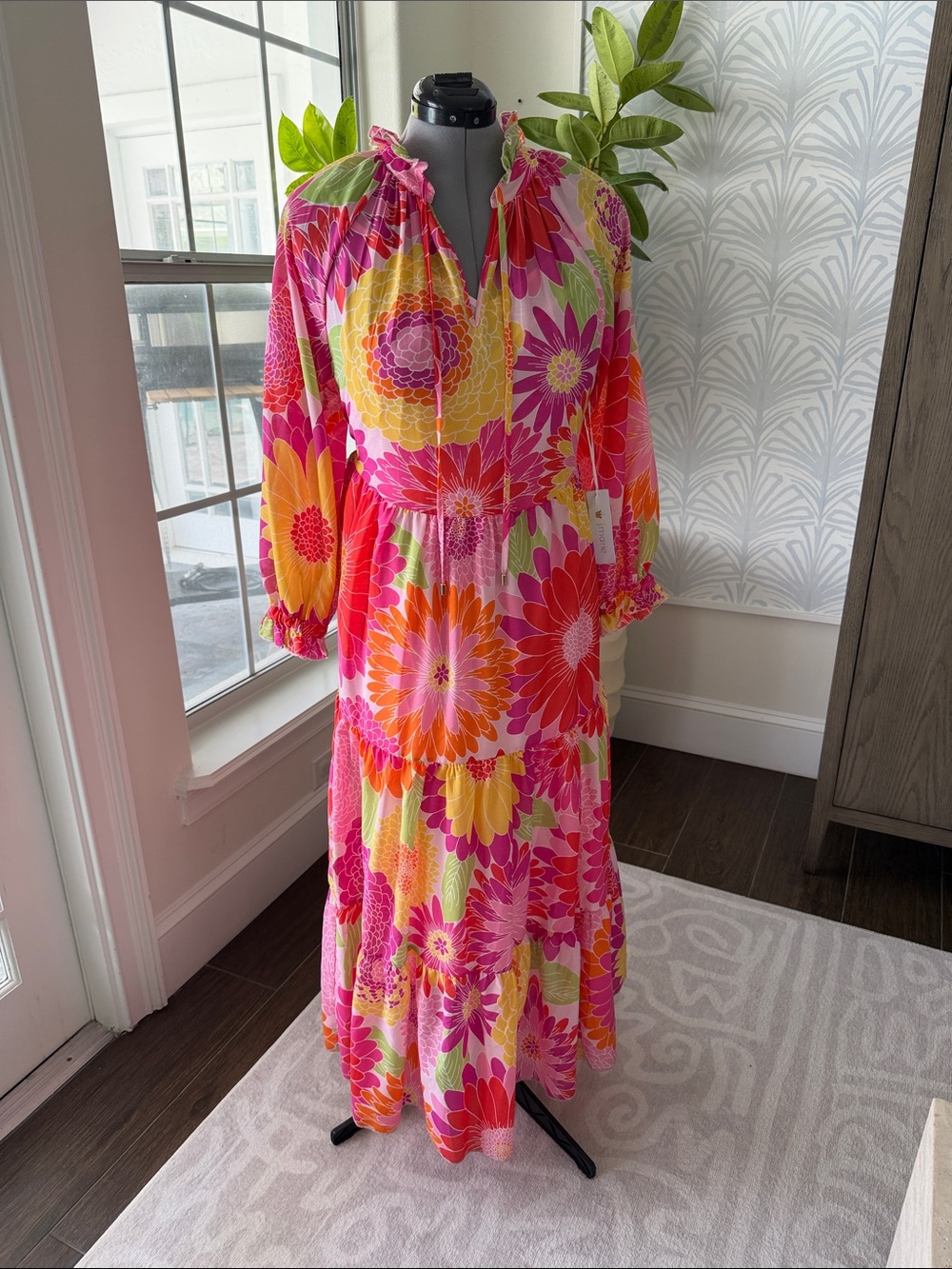 J. Marie Leilani Floral Tiered Maxi Dress Size M NWT